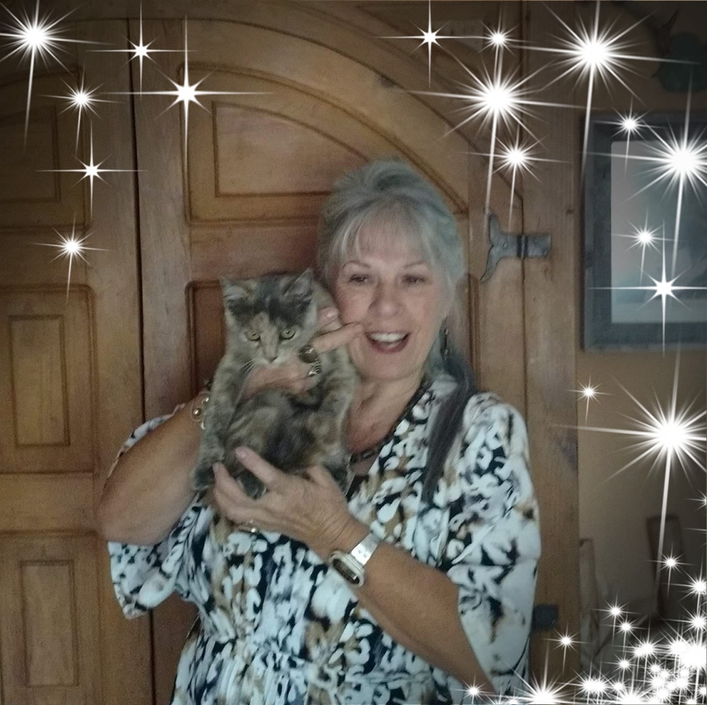 Meet your Posher, Carol